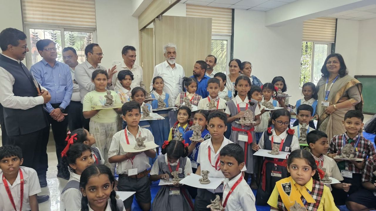 Jawahar Balbhavan Ganeshotsav: जवाहर बालभवन गणेशोत्सव उपक्रम: शालेय शिक्षण मंत्र्यांनी घेतली विद्यार्थ्यांच्या कलागुणांची दखल