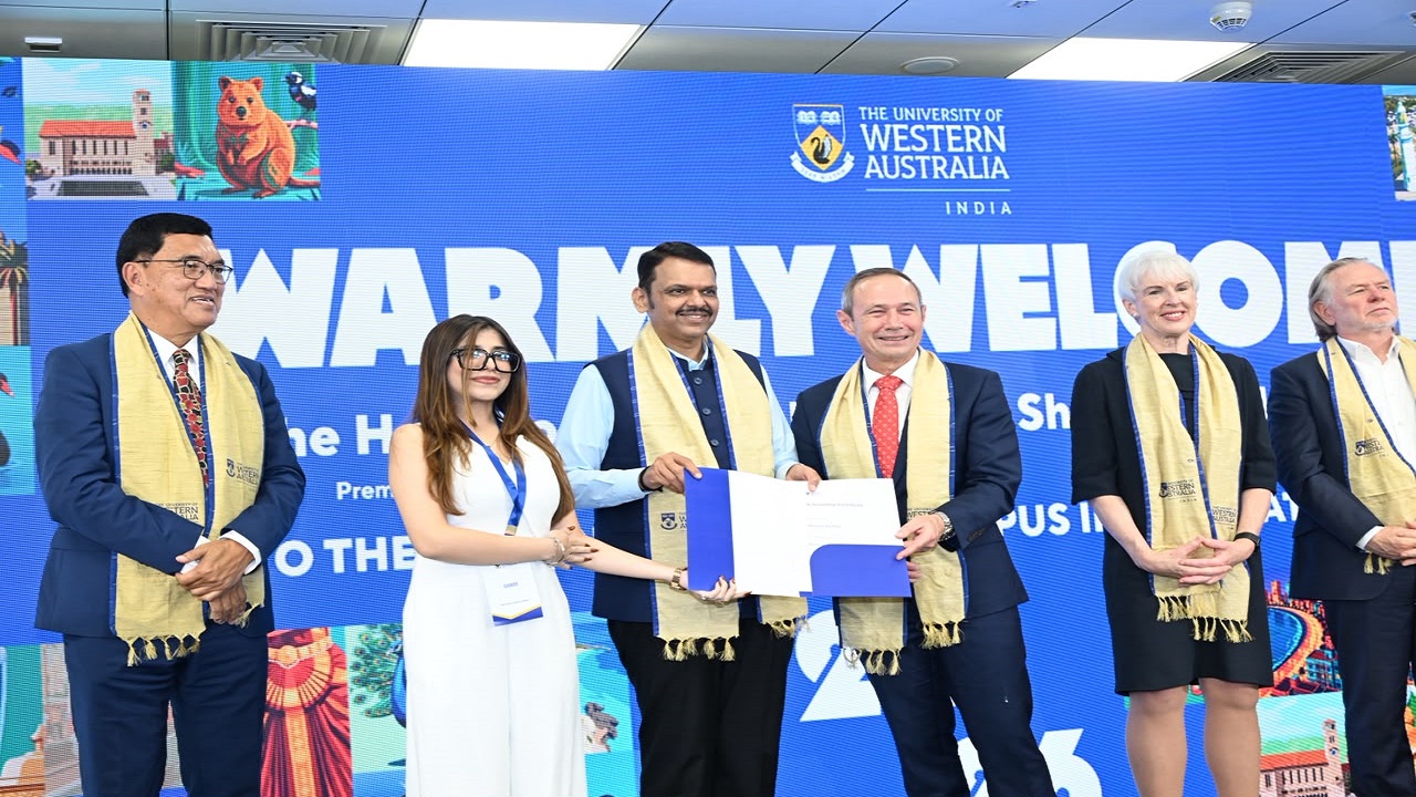 Devendra Fadnavis: मुंबईत UWA च्या इंडिया कॅम्पसचे उद्घाटन; शिक्षण-नवोपक्रमाला मिळणार जागतिक बळ