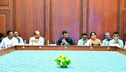 Devendra Fadnavis: ऊस उत्पादकांसाठी मोठी बातमी! 15 ऑक्टोबरपासून राज्यात गाळप हंगामाला सुरुवात