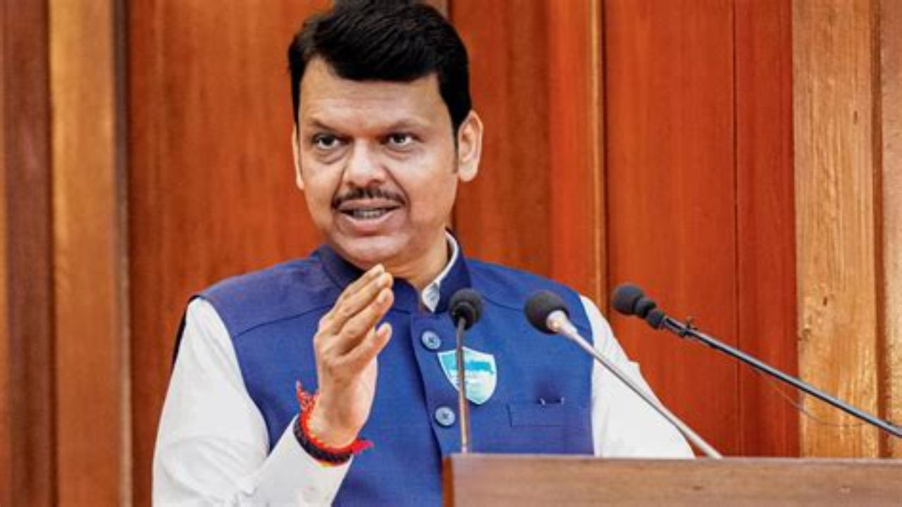 Maharashtra Drought : बळीराजाला बाप्पा पावणार! राज्य सरकार शनिवारपूर्वी पहिली अधिसूचना काढणार, फडणवीसांची मोठी घोषणा