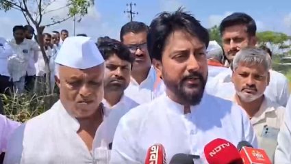 Dhiraj Deshmukh Latur : “शासनाची भूमिका दुटप्पी अन् शेतकरीविरोधी!” धीरज देशमुखांचा आक्रमक पवित्रा!
