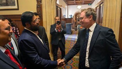 Eknath Shinde : लंडनच्या हाऊस ऑफ लॉर्ड्समध्ये एकनाथ शिंदेंचा गौरव; ‘जय महाराष्ट्र’च्या घोषणांनी दुमदुमली ब्रिटिश संसद