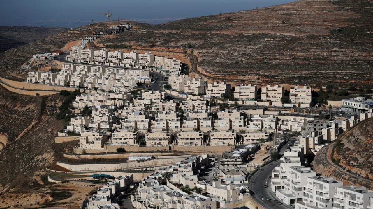 UK vs Israel : इस्रायलला ब्रिटनचा झटका; वसाहतींच्या मालावर बंदी, कंपन्यांवर कारवाई !