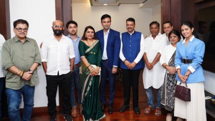 Gondhal Marathi Movie: ‘गोंधळ’ची ऑस्करवारी सुरू! मुख्यमंत्र्यांची भेट घेत टीमने केली ‘ही’ खास मागणी