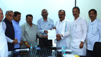 Harshwardhan Sapkal : SIR वरून निवडणूक आयोगावर हल्लाबोल; ‘३ कोटी २८ लाख मतदारांची नावे वगळली,’ हर्षवर्धन सपकाळांचा गंभीर आरोप