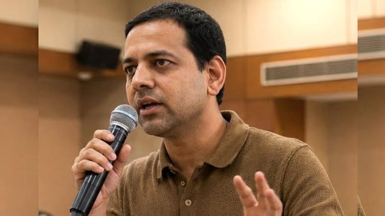 Pune DJ Ban Protest : विद्यानंद बापटांच्या मारहाणीनंतर राजकारण तापणार; रविवारी ‘डीजे मुक्ती’साठी पालिकेवर महामोर्चा!