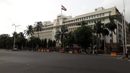 Maratha Reservation Update: मनोज जरांगेंच्या आंदोलनाचा १० वा दिवस; मराठा विद्यार्थ्यांसाठी सरकारचे ४ मोठे GR जारी!