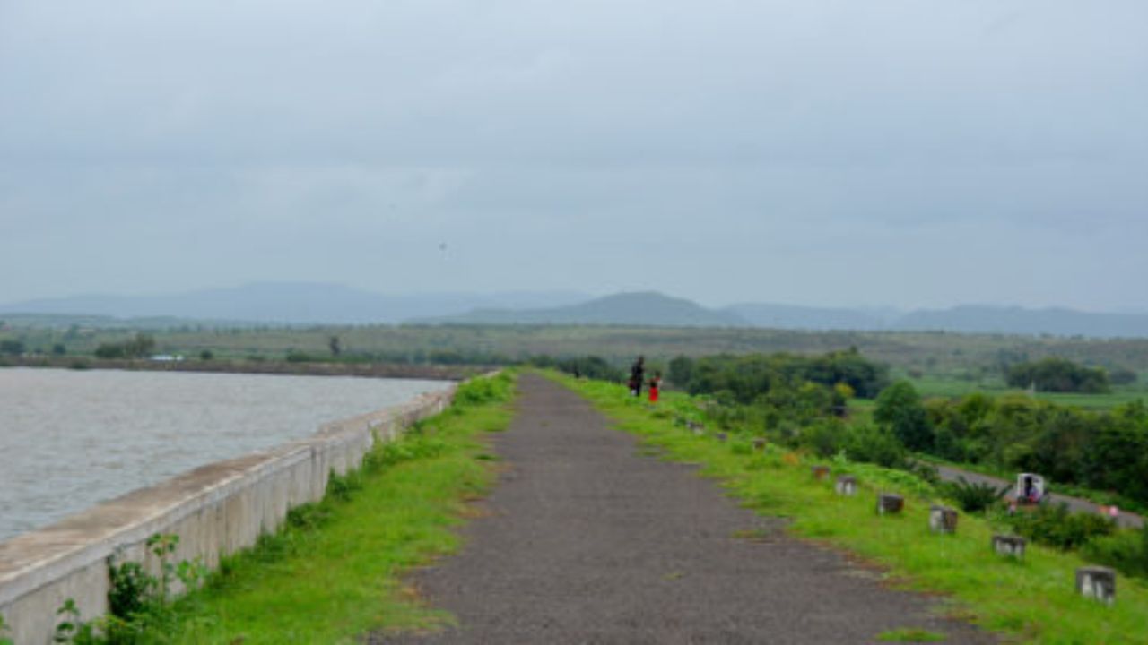 Veer Dam Water Release: इंदापूर तालुक्यातील १० गावांना मोठा दिलासा! वीर धरणातून शेटफळ तलावात पाणी सोडण्याचे आदेश