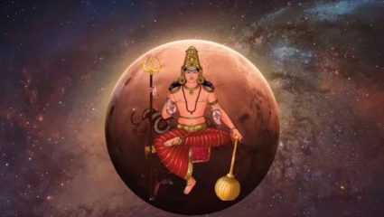Mangal Gochar: नीच मंगळाचा प्रभाव या राशींवर पडणार भारी, नोकरी-व्यवसायासह नात्यांमध्ये वाढणार तणाव