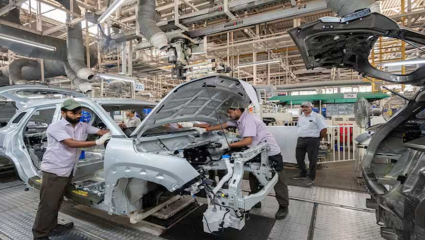 दणका… 50000 कर्मचाऱ्यांची हकालपट्टी, Auto Industry मध्ये मोठी खळबळ! प्लांटही होणार बंद; नेमके कारण काय?