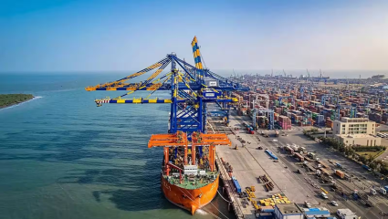 Adani Ports चा मोठा मास्टरप्लॅन! ‘एम्टी कंटेनर’च्या बिझनेसमध्ये करणार अब्जावधींची गुंतवणूक; Share सुसाट…