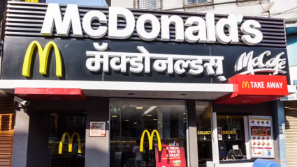 Gen Z शी पंगा म्हणजे थेट सिस्टीम हॅक! McDonald च्या इंटर्नने थेट बॉसला केलं एक्सपोज; नेमकं प्रकरण काय?
