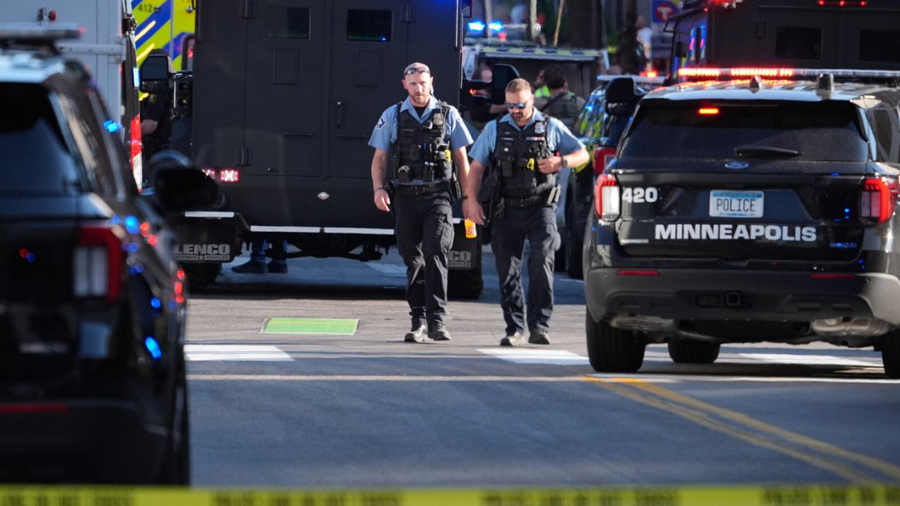 America Minneapolis Shooting: अमेरिकेत अपार्टमेंटमध्ये अंधाधुंध गोळीबार; संशयित हल्लेखोरासह 3 ठार, तीन पोलिसांसह 7 जण जखमी