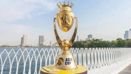 जरा थांबा अन् ही बातमी वाचाच! Asia Cup च्या दोन्ही ट्रॉफी भारतात येणार? BCCI करणार मोठा गेम