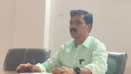 शाळा चकचकीत, पण शिक्षक कुठे आहेत? सातारा झेडपीच्या मॉडेल स्कूलविरोधात ‘राष्ट्रवादी’ आक्रमक!