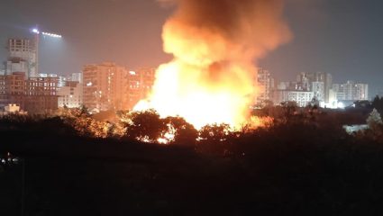 Fire News: खेर्डीत कारखान्याला आग; शॉर्ट सर्किटने आग लागल्याचा प्राथमिक अंदाज, कोट्यवधींचे नुकसान
