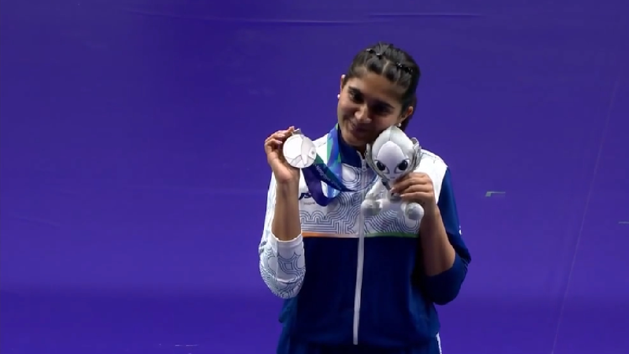 Asian Games 2026: नेम असा धरला की थेट Silver चं जिंकलं! Isha Singh ची अभिमानास्पद कामगिरी