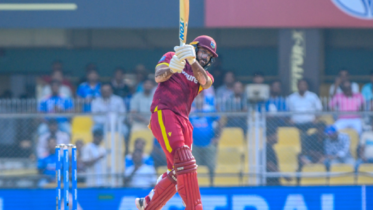 IND Vs WI: जॉन कॅम्पबेलने काढली भारताची पिसं; केवळ 65 बॉल्समध्ये ठोकले खणखणीत शतक