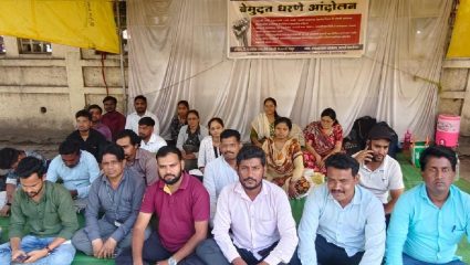 ‘आश्वासनांचं गाजर अन् पोलिसांची स्थानबद्धता!’ सारथी, बार्टी, महाज्योतीच्या विद्यार्थ्यांचा सरकारवर घणाघात
