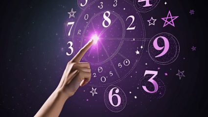 Numberlogy: पितृपक्षाचा पहिला दिवस सर्व मुलांकांच्या लोकांसाठी कसा राहील जाणून घ्या