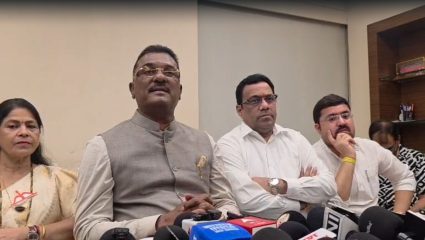 Mira-Bhayandar News: भूमिपुत्रांच्या घरांवर कारवाईने मीरा-भाईंदरमध्ये राजकीय वातावरण तापले; सरनाईकांची प्रशासनाकडे मोठी मागणी