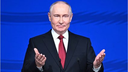 Vladimir Putin : ट्रम्प यांच्या प्रस्तावामुळे पुतिन नमले? कीववर 3 दिवस डागणार नाहीत क्षेपणास्त्रे; क्रेमलिनचा मोठा खुलासा