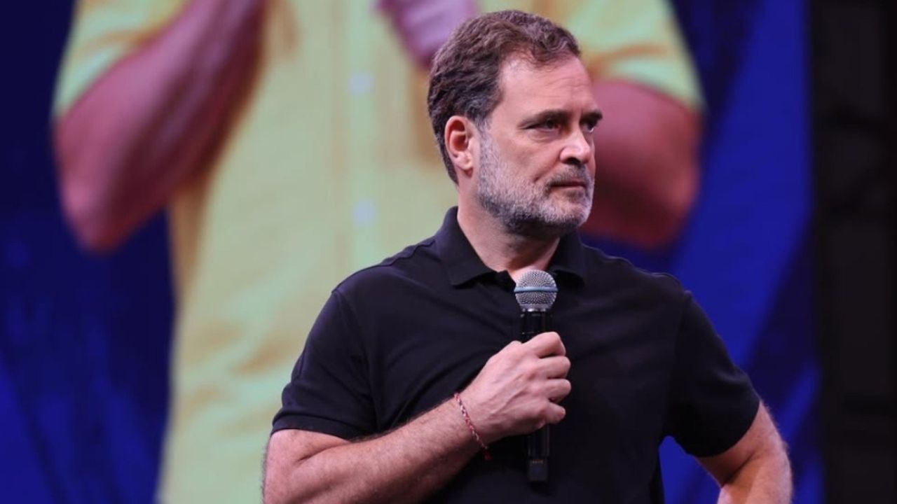Rahul Gandhi : ‘अंधभक्त हवेत, विद्यार्थी नकोत’; राहुल गांधींच्या वक्तव्याने राजकीय वर्तुळात चर्चेला उधाण
