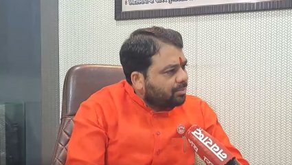 Ravikant Tupkar :बँक निवडणुकीसाठी एकत्र येता, मग शेतकऱ्यांसाठी मुख्यमंत्री दालनात एकत्र का बसत नाही?