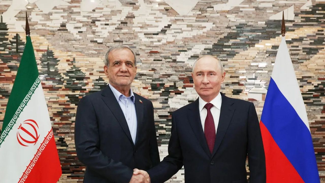 Russia Support Iran: ‘आणि रशिया इराणच्याच बाजूने…’, पुतिन यांनी केली मोठी घोषणा; अमेरिका-इराण युद्धाला नाट्यमय वळण