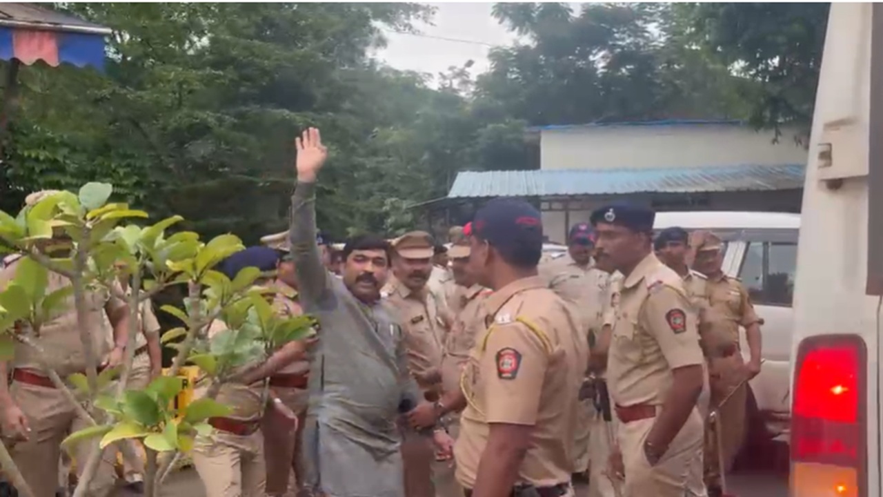 Sudhakar Ghare Arrest: महाएल्गार आंदोलनापूर्वी सुधाकर घारे यांना अटक; खालापूरमधून अलिबागला नेल्याने कार्यकर्ते संतप्त