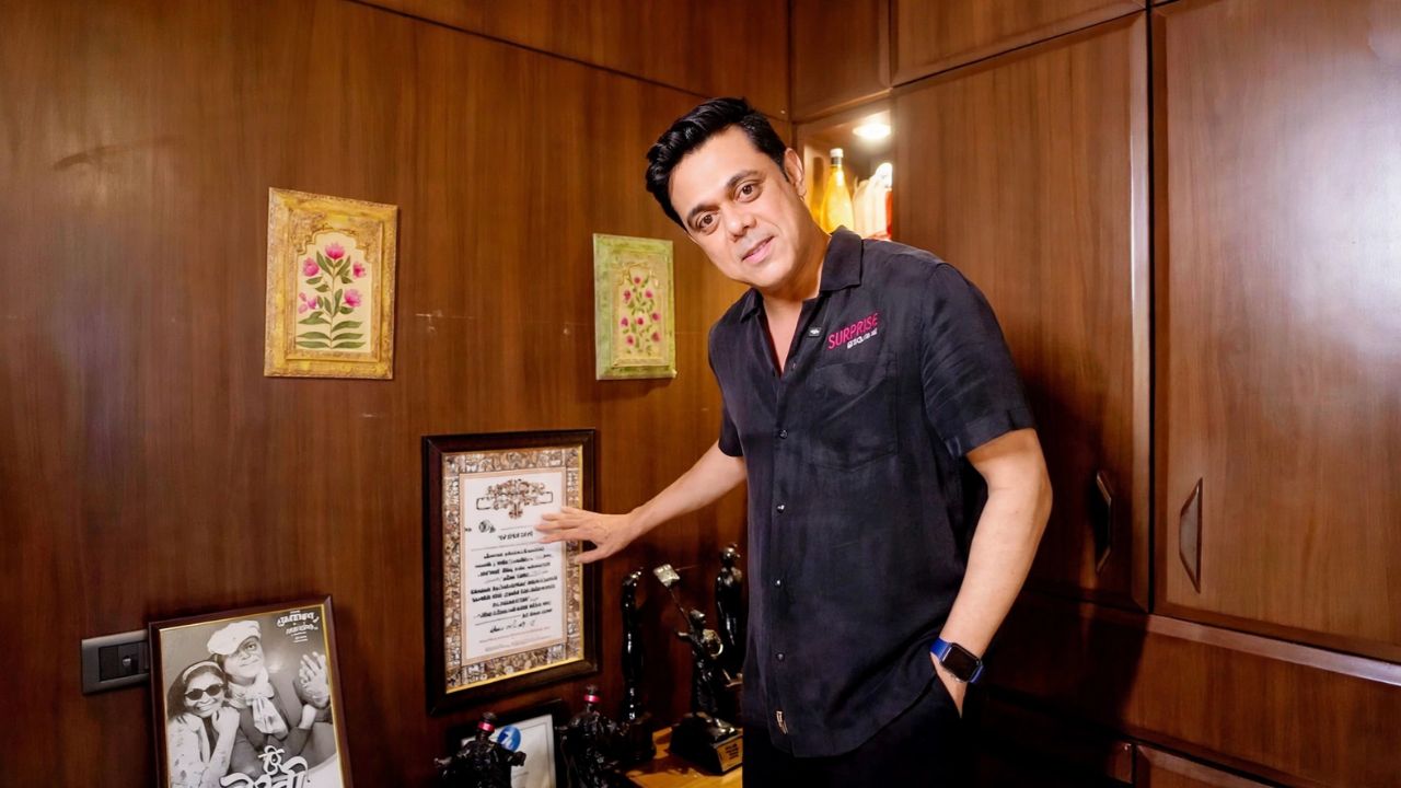 Sumeet Raghavans Luxurious Home: अभिनयासोबत घराचीही भन्नाट पसंती! सुमीत राघवनच्या घरात संविधानासाठी खास जागा
