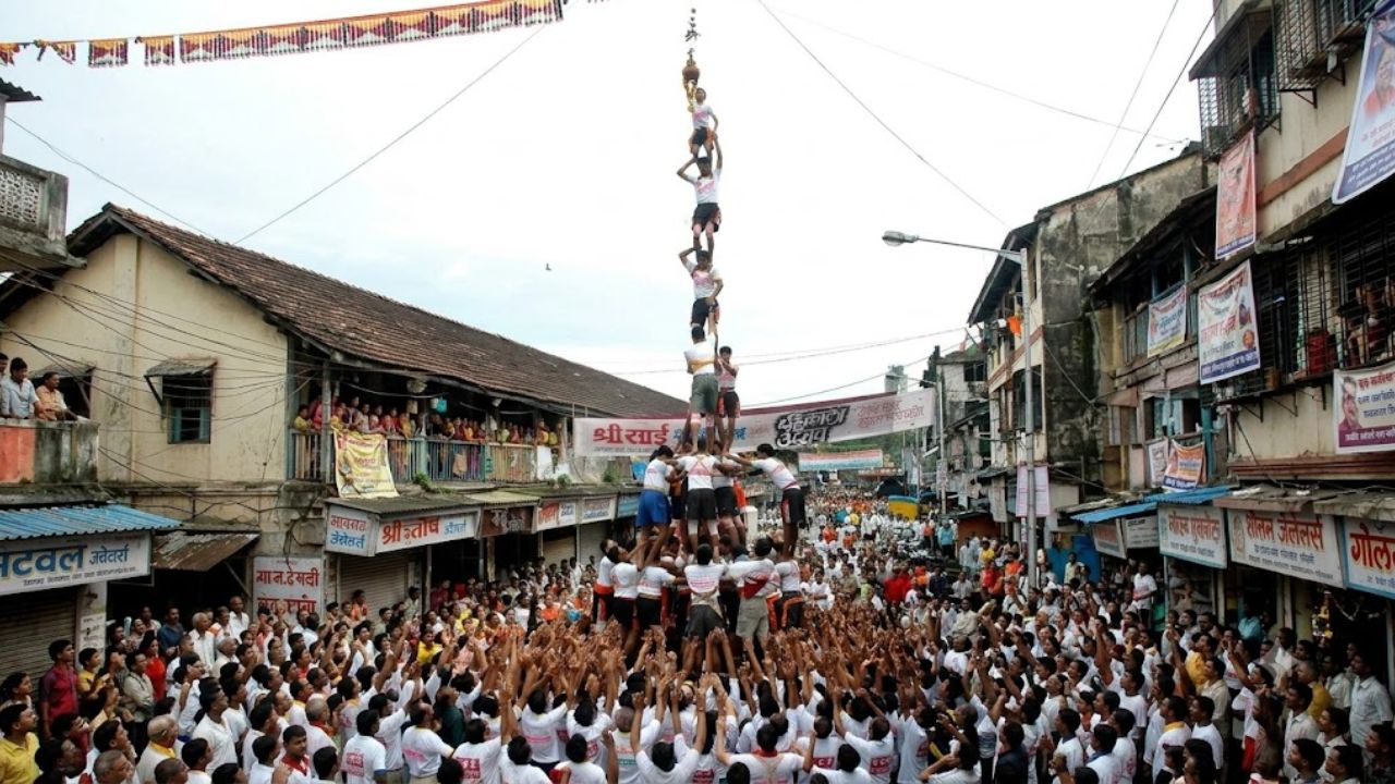 Thane Dahi Handi 2026: टेंभीनाक्यावर दहीहंडीचा थरार; मुंबई-ठाण्याच्या गोविंदांना मिळणार १.५१ लाखांचे बक्षीस