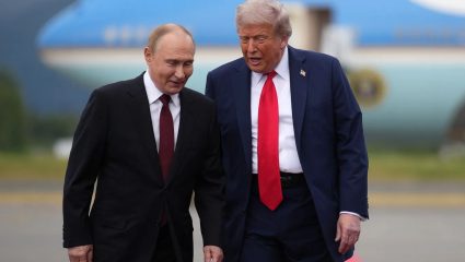 Trump Putin Call : युक्रेन युद्धावर मोठा निर्णय? ट्रम्प-पुतिन यांच्यात ‘हॉटलाईन’वर 60 मिनिटे संवाद; रशियाचा युरोपबाबत मोठा खुलासा
