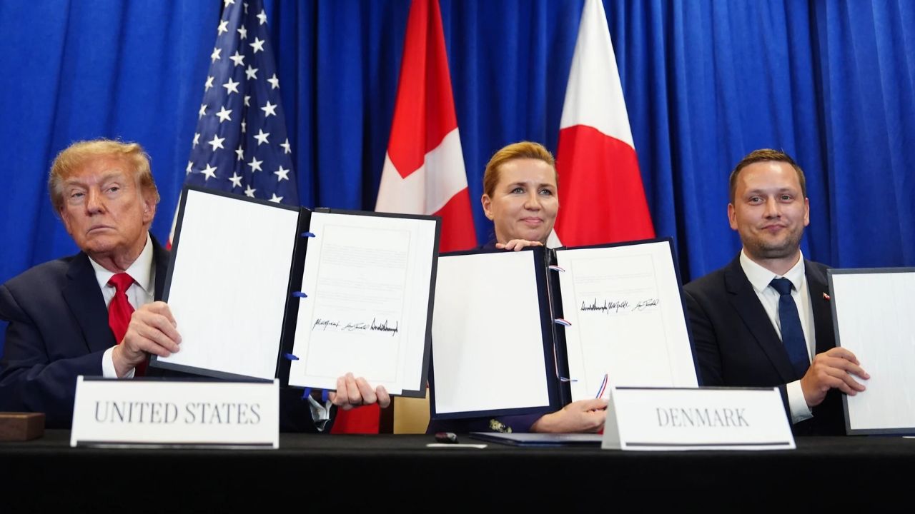 Greenland US Defense Pact: ग्रीनलँडमध्ये उभारला जाणार अमेरिकेचा लष्करी तळ; ट्रम्प यांनी डेन्मार्कसोबत केला ऐतिहासिक करार