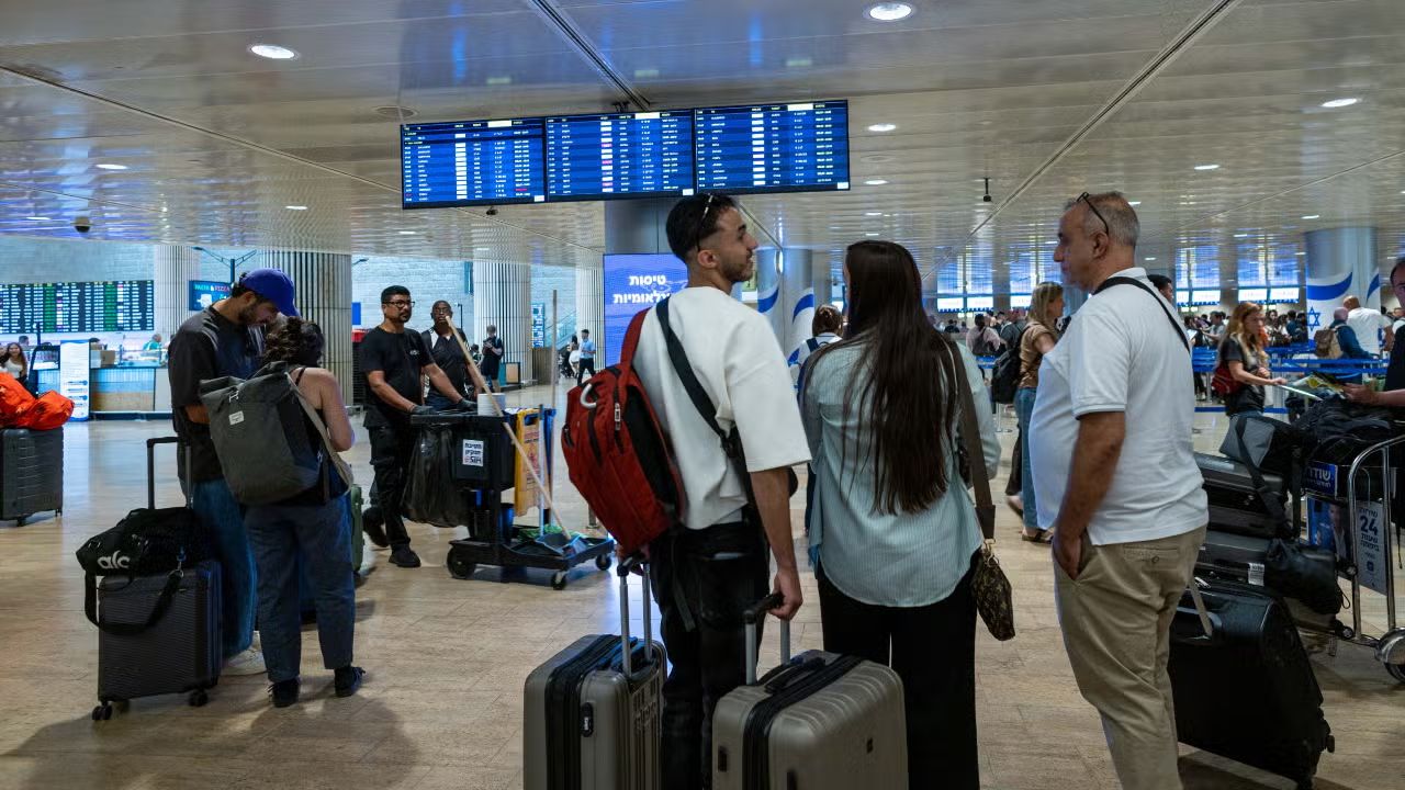 US Issues Alert: मध्य पूर्वेतील परिस्थितीचा भीषण उद्रेक, अमेरिकेकडून आपत्कालीन सुरक्षा सूचना जारी; नागरिकांना सतर्कतेचा इशारा