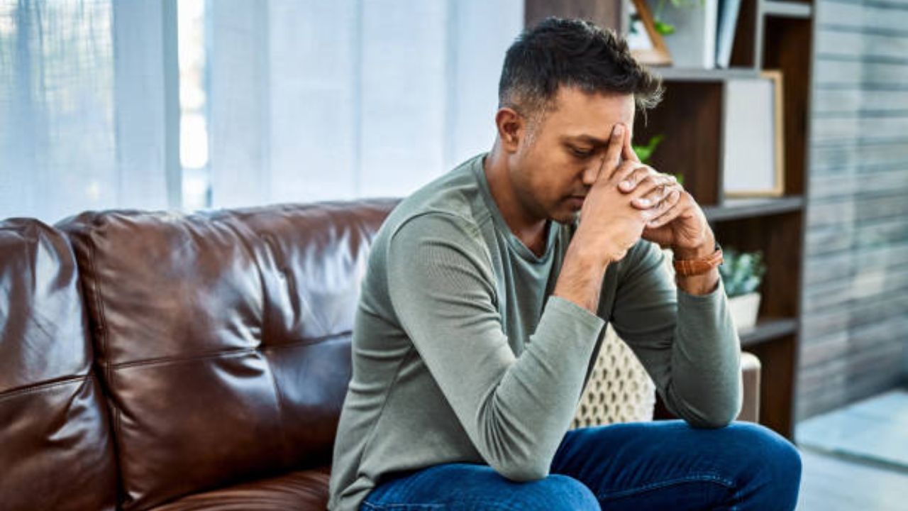 Health Update: ४९.५% तरुण एकटेच सहन करतात वेदना! मुंबईसह १० शहरांमधील धक्कादायक आकडेवारी