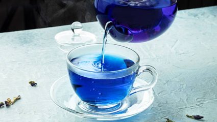 Skin Care साठी गोकर्णाच्या फुलांचा चहा ठरेल फायदेशीर! चेहऱ्यावर महिनाभरात दिसेल नैसर्गिक चमक