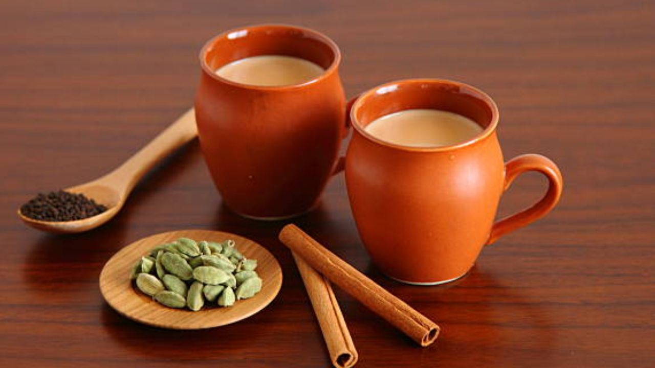 Side Effects Of Tea: ‘या’ व्यक्तींनी चहाचे सेवन करणे टाळावे, अन्यथा आरोग्यावर होऊ शकतात गंभीर दुष्परिणाम