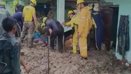 Uttarakhand Landslide: नेपाळनंतर आता पावसाने उत्तराखंड हादरले; अल्मोड्यात भूस्खलनाचा कहर, घर मलब्याखाली दबले