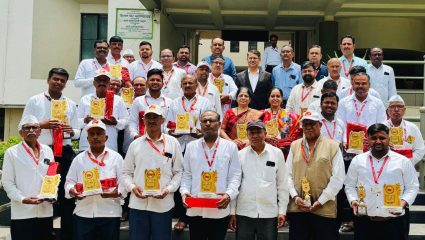 Satara News : वाई डाक उपविभागाची कामगिरी अभिमानास्पद; PLI-RPLI महालॉगिन डेमध्ये ₹1.58 कोटींचा विमाहप्ता, कर्मचाऱ्यांचा गौरव
