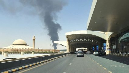 Yemen Civil War : येमेनमध्ये पुन्हा हिंसेचा भडका! सरकारी सैन्य अन् हुथी बंडखोरांमध्ये भीषण युद्ध; 24 तासांत 44 ठार