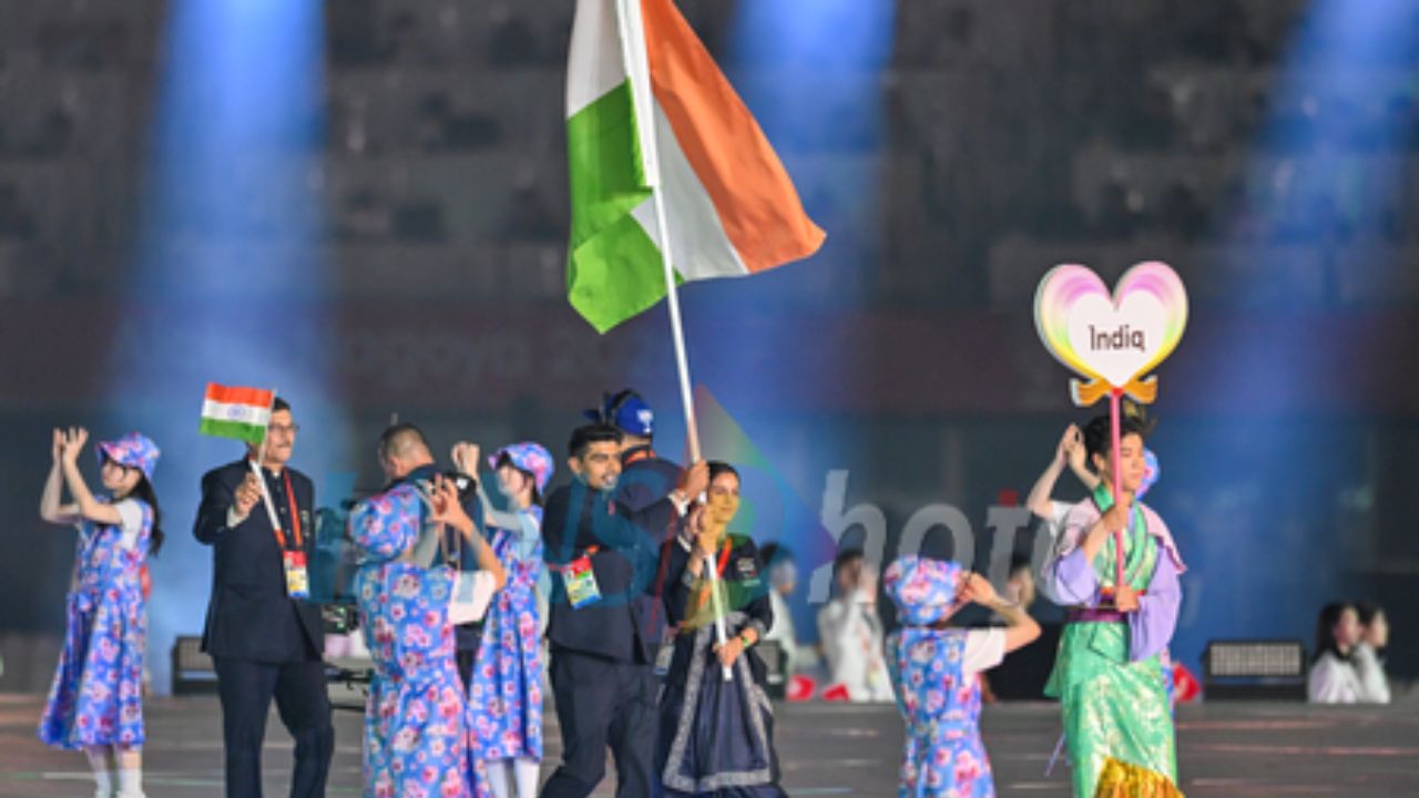 Asian-Games : भव्य-दिव्य उद्घाटन सोहळ्याने ‘एशियन गेम्स 2026’च्या महाकुंभाला सुरुवात, मनु-पवनने क्रीडानगरीत दिमाखात फडकवला तिरंगा