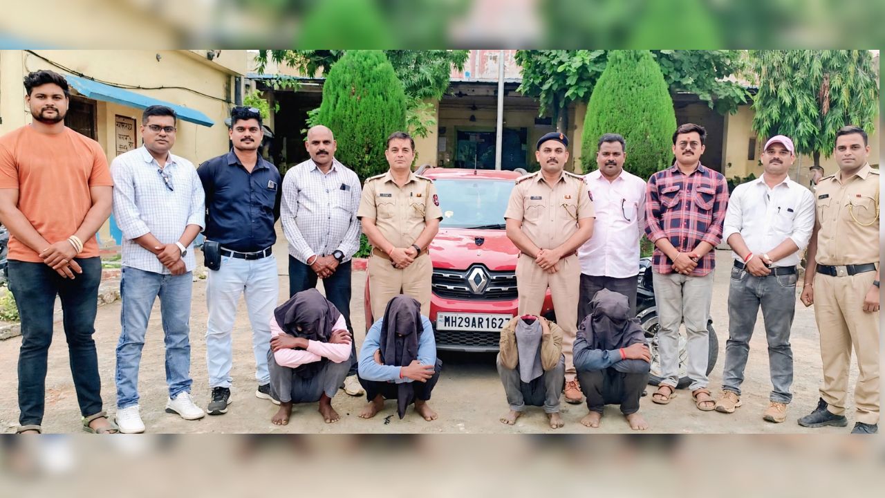 Buldhana News: दुचाकी लुटणाऱ्या चौघांना अटक; आरोपीविरोधात गुन्हा केला दाखल,शेलुवाडा येथील घटना