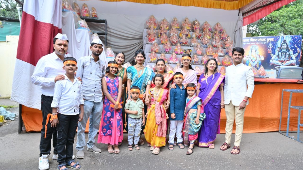 Pune Album Song: ‘पुण्याचा गणपती आहे सोन्याचा’! सात वर्षीय प्रणाली सुकाळेच्या गोड आवाजातील भक्तिगीत वेधले लक्ष