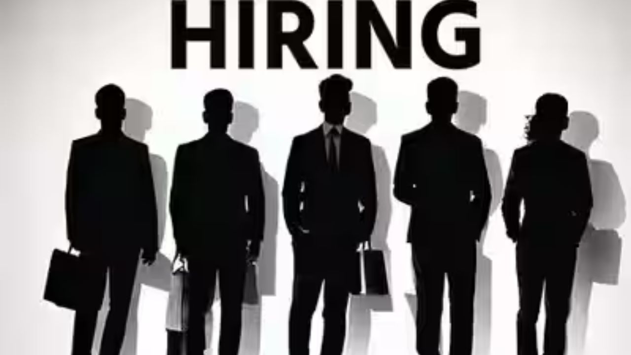 Naukri JobSpeaks Report: नोकरीच्या शोधात असलेल्या फ्रेशर्ससाठी आनंदाची बातमी! ‘या’ क्षेत्रातील भरतीला मिळाला जोरदार वेग