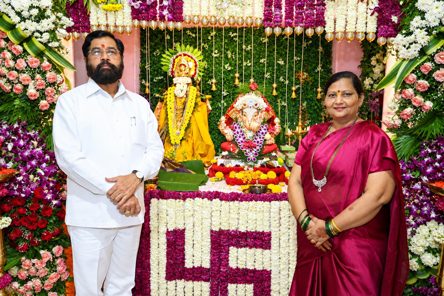 (DCM) Eknath Shinde: उपमुख्यमंत्री एकनाथ शिंदेंच्या गावच्या घरी गौराईचे आगमन 