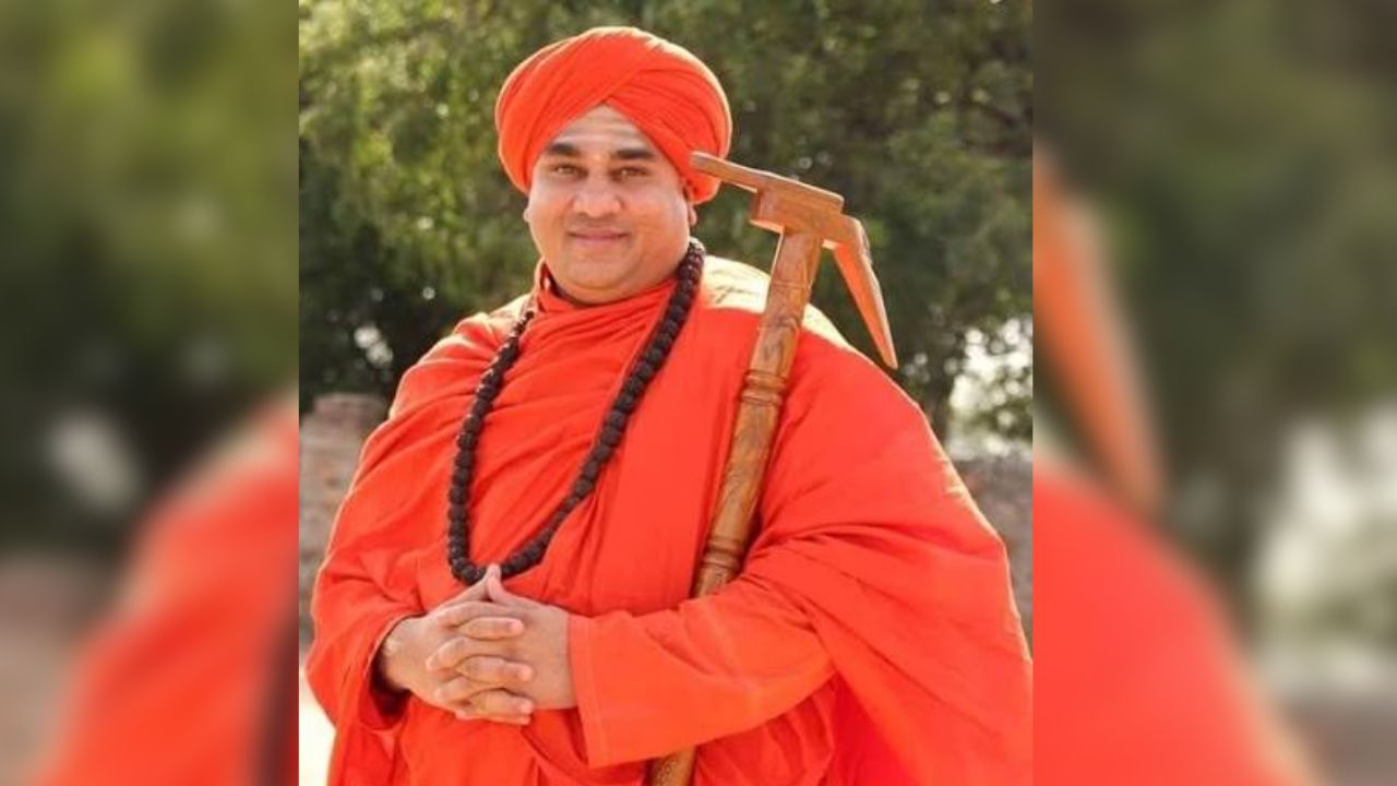 ओबीसी आरक्षणासाठी पंचमसाली समाजाचा अक्कलकोटमध्ये मेळावा; जगद्गुरू बसव मृत्युंजय गुरुजी यांच्या अध्यक्षतेखाली विशेष बैठक