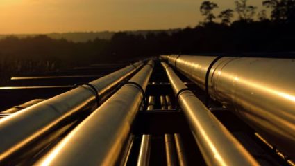 Good News Regarding Oil Supply: सौदी अरेबियाची पाइपलाइन पुन्हा सुरू, कच्च्या तेलाच्या किमती घसरल्या