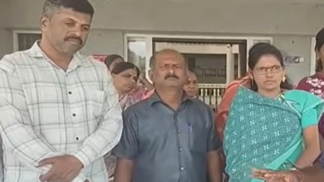 Farmer Debt Relief: मोठ्या कर्जदारांना OTSची मुभा, मग सर्वसामान्यांना का नाही? लोकाधिकार समितीची सरकारकडे मागणी