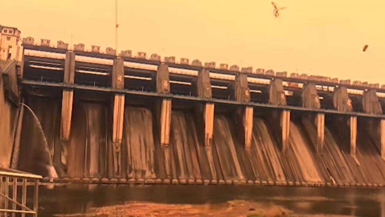 Upper Wardha Dam : अप्पर वर्धा धरणाची चिंता वाढली, ऑगस्ट संपला तरी धरण तहानलेलेच; पाणीसाठा फक्त ४८.५१%
